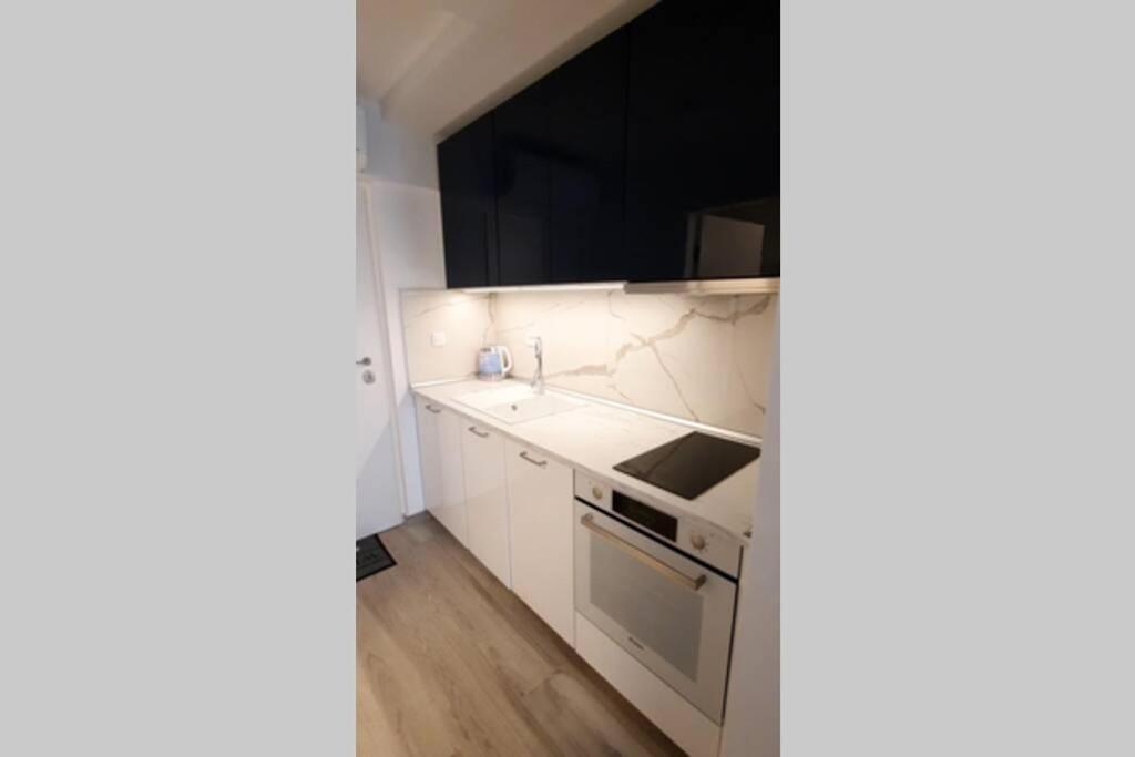 Maria, Modern Studio Apartment With Private Parking Dubrovnik Luaran gambar